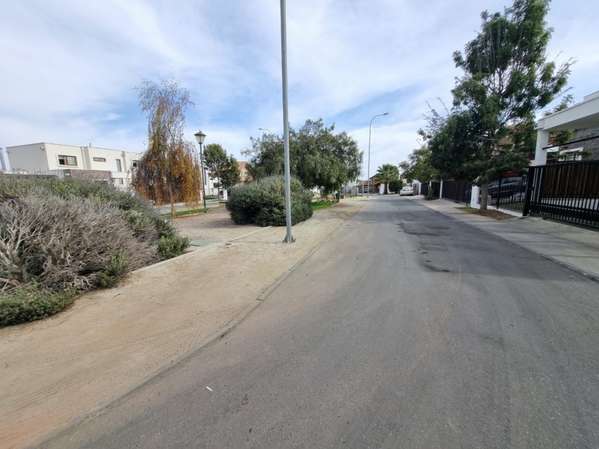 Casa 4 dormitorios, condominio, La Serena, impecab