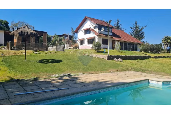 Casa en parcela con piscina melipilla