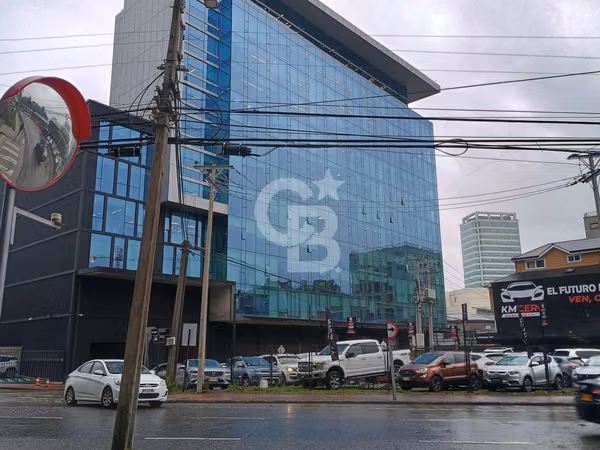 Locales en Placa Comercial Residencial