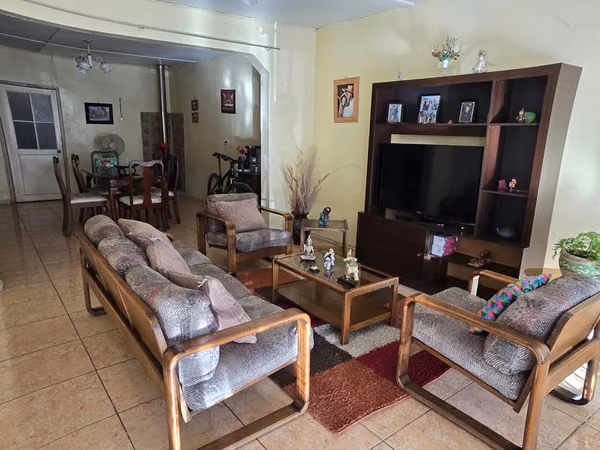 Hermosa Propiedad en Venta, Pobl. 21 de Mayo, Calama.