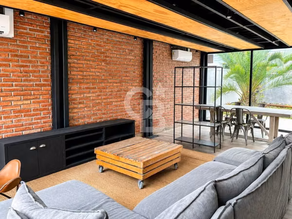 Casa habitacional Estilo Industrial en Vitacura