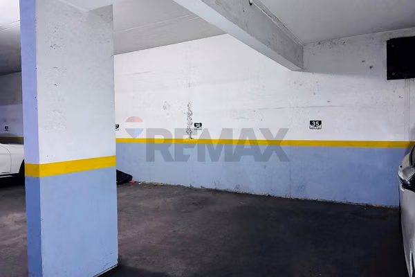 "estacionamiento en venta, acepto ofertas"