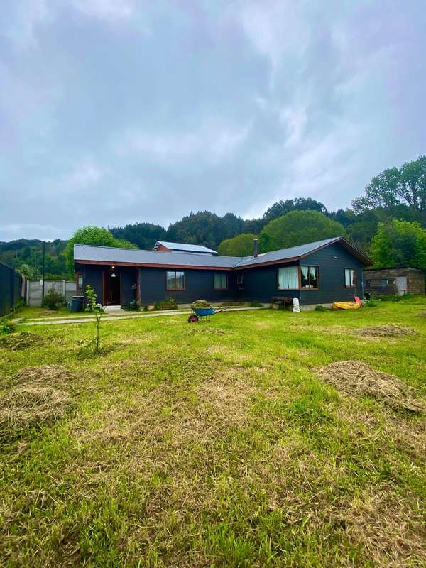 Casa Con Dos Cabañas en Venta, Valdivia (168548)