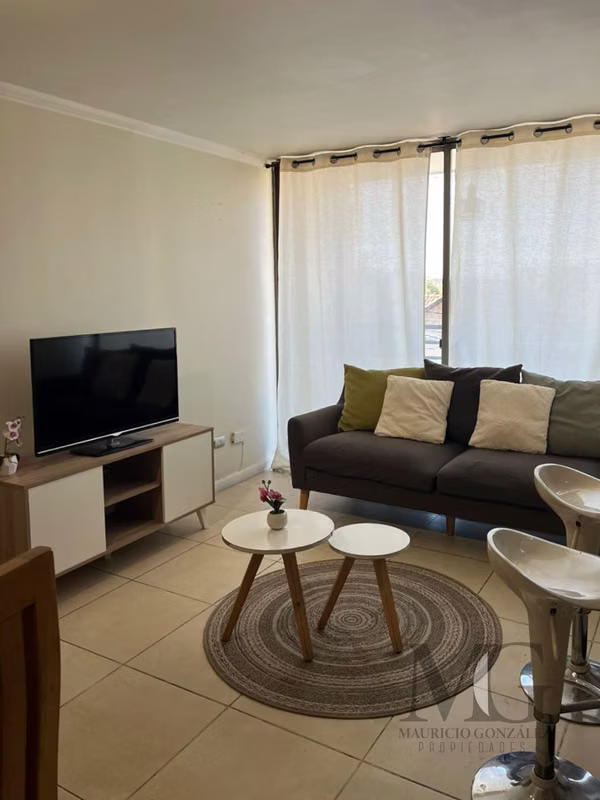 Hermoso Departamento Amoblado En Arriendo, Condominio Don Vicente Burgos 400