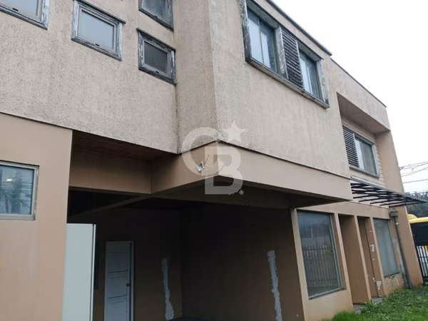 Excelente Propiedad Comercial y Habitacional