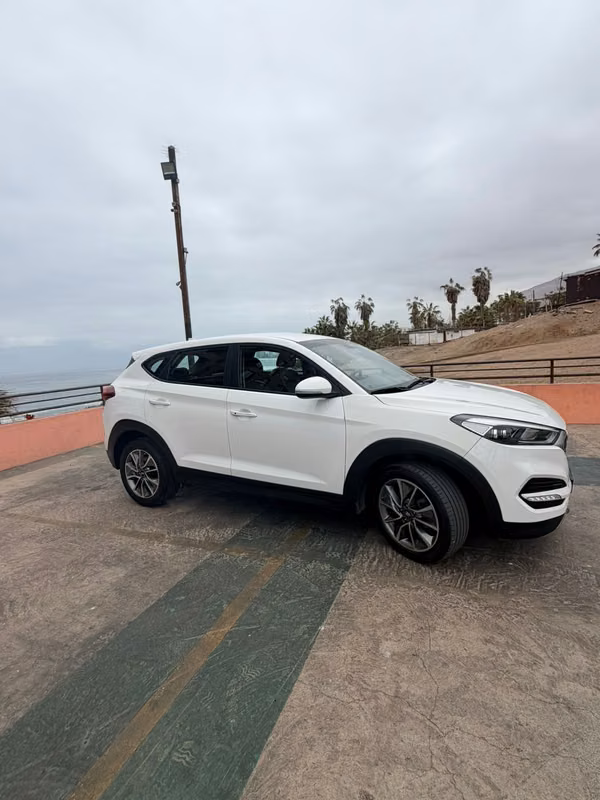 Hyundai Tucson 2018- Diesel  motor 1.7 CRDi con un destacado ahorro de combustible, en Excelente estado