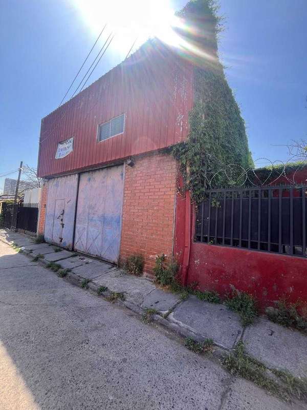 Propiedad Industrial en Venta en La Cisterna  (168994)