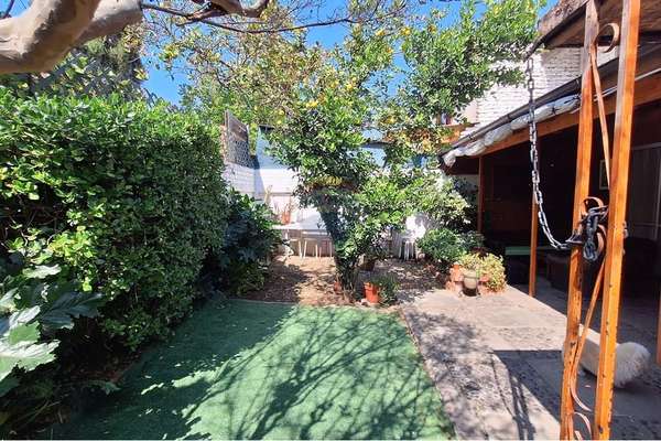 Casa en ramón cruz 4d 2b 2e
