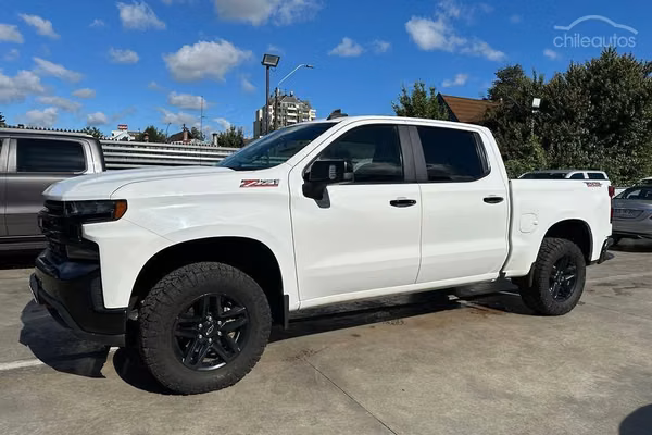 Chevrolet Silverado 5.3 Auto LT Trail Boss DC 4WD