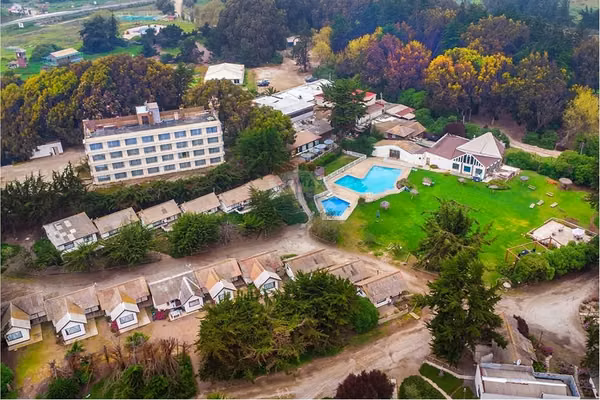 Hotel resort full equipado
