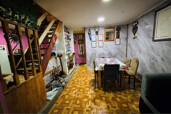 Se vende gran casa con 11d 6b