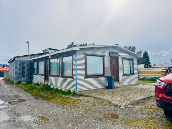 Terreno de 750 m2, 62 m2 útiles, 2D, 1B. Pta. Arenas