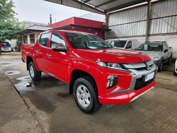 MITSUBISHI L200 CRT KATANA 4x4  Diesel, RECIBO VEHICULOS