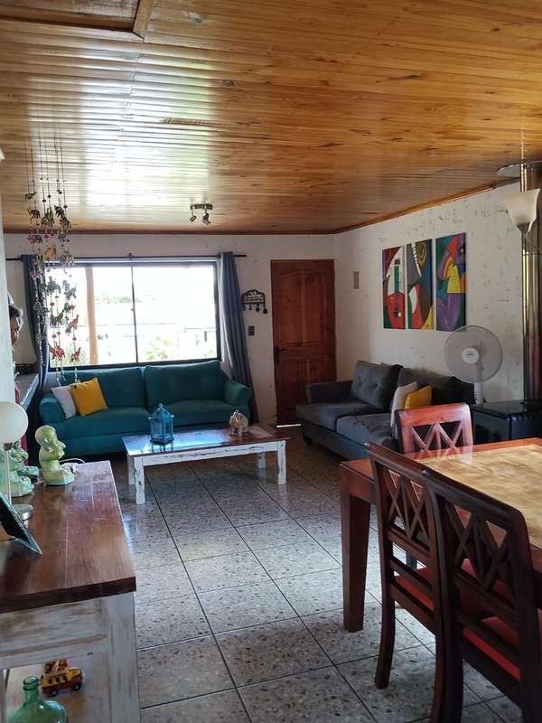 Se vende hermosa casa solida en Lago rapel