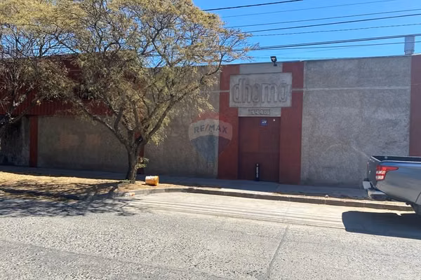 ¡arrienda bodega/oficina en quinta normal!