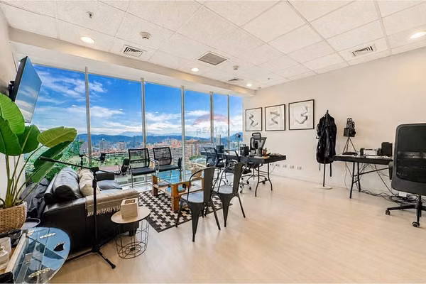 Oficina en venta – vitacura (av. kennedy lateral)