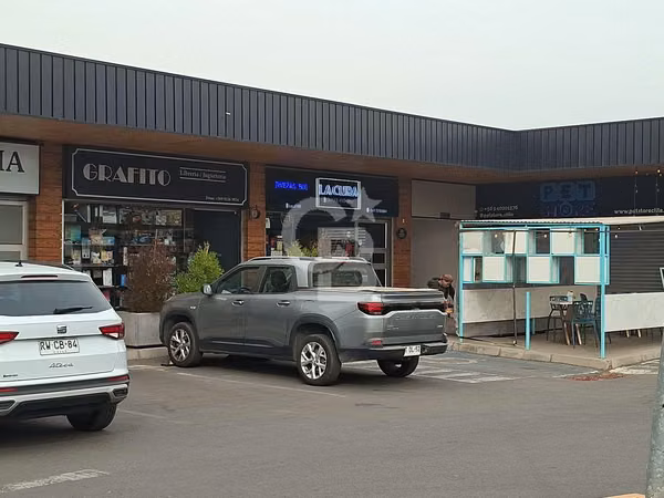 Derecho de Llave Licorería en Chicureo - Llave en mano