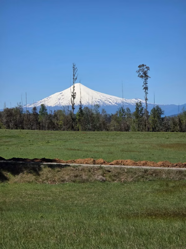 Praderas de Villarrica Refugio natural, Pozo y línea de luz