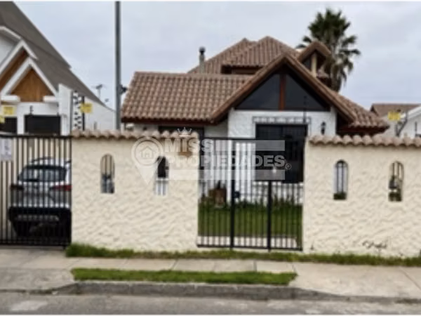 VENDE CASA - HERRADURA, REGIÓN DE COQUIMBO