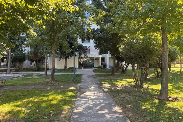 Dpto a pasos del metro quilín, linda vista.