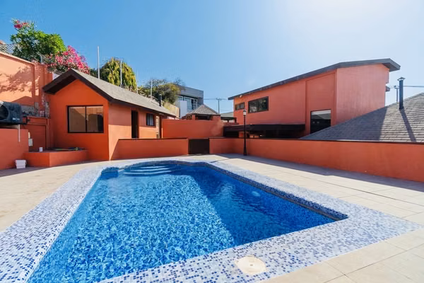 VENDO CASA  EN JARDINES DEL SUR DE LA CIUDAD DE ANTOFAGASTA