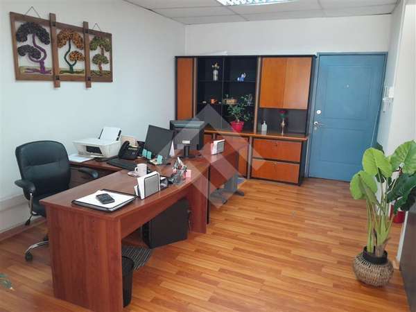 Oficina amoblada, sector Parque de Negocios ENEA