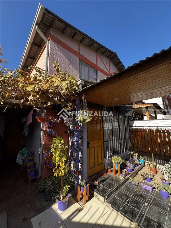 Casa en venta de 3 dorm. en San Bernardo