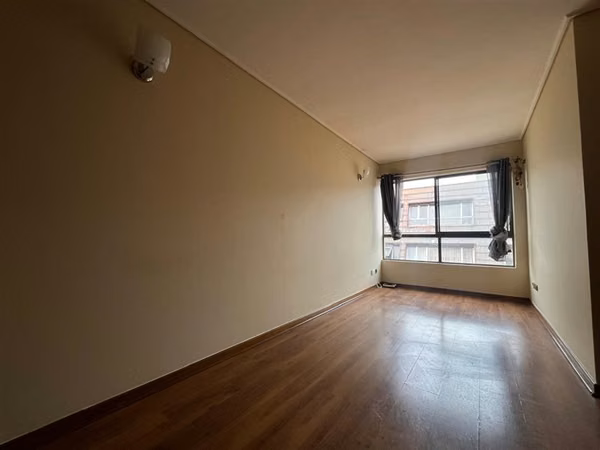 Dpto en arriendo de 1 ambiente escuela militar Las Condes