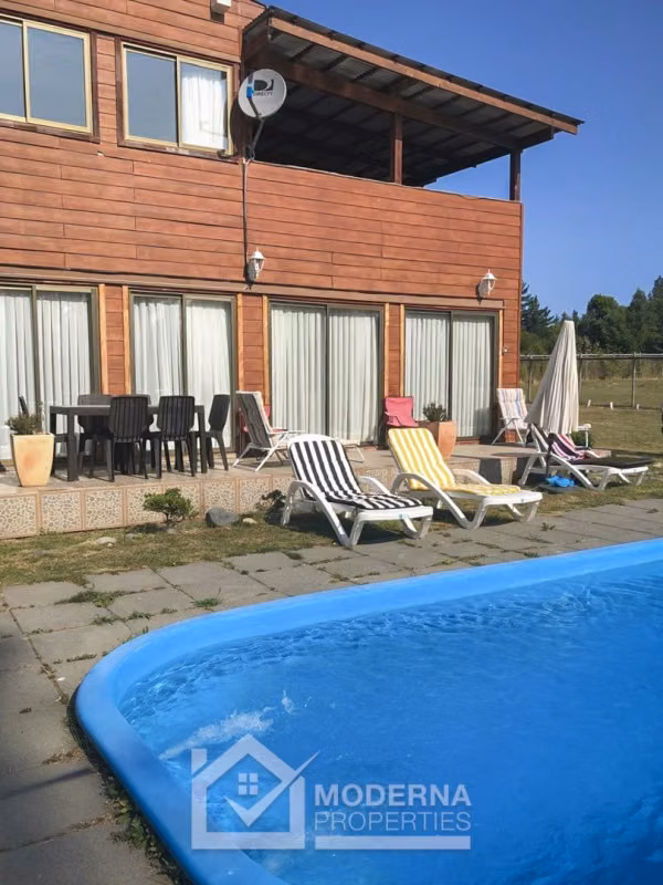 Casa en venta de 4 dorm. en Villarrica