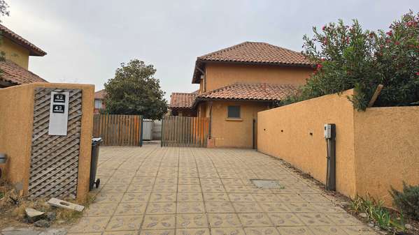 Moderna Casa de Ensueño en Barrio Tranquilo (169600)