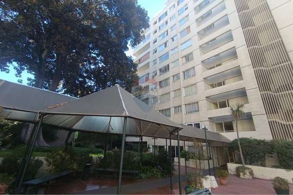 Venta departamento en recoleta excelente ubicación