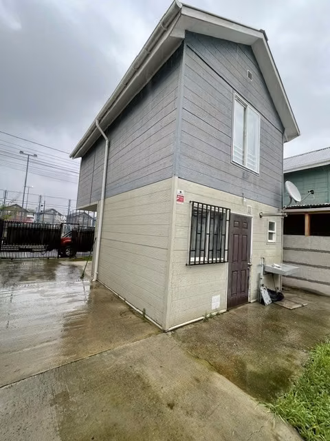 VENDE HERMOSA CASA (SAN JAVIER)