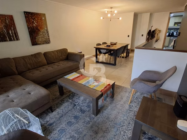 Súper rebajado!!! Exclusivo duplex con jardin en Vitacura
