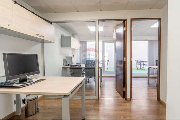 Venta oficina metro manuel montt providencia