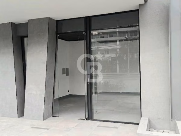 Arriendo Local Comercial: Ubicación Estratégica.CBG