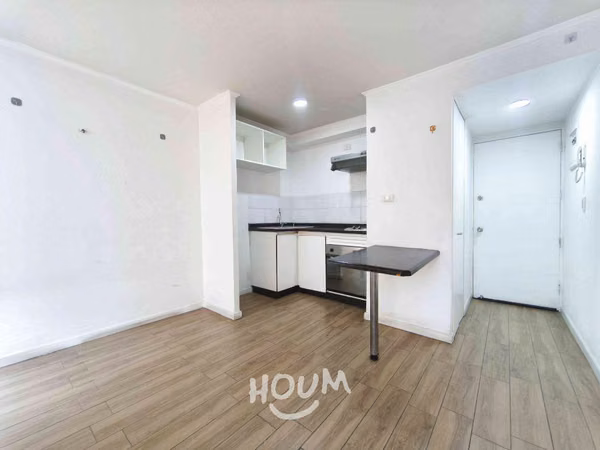 Departamento en Avenida María Rozas Velásquez