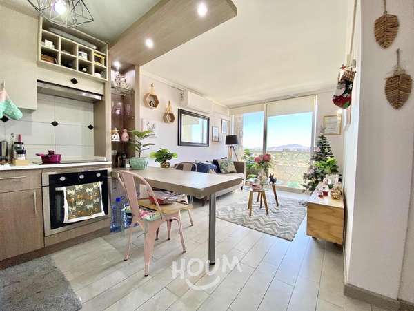 Departamento en Avenida María Rozas Velásquez