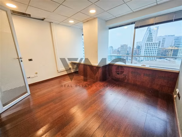 Oficina en arriendo en Las Condes