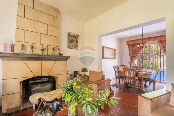 Casa 3 pisos para remodelar 352m2