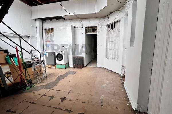 Casa, para remodelar, uso comercial