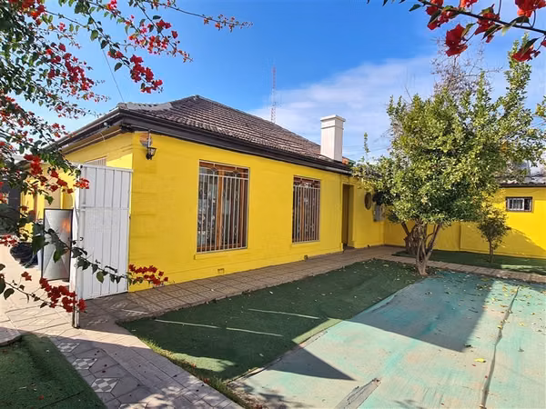 Local Comercial Arriendo San Miguel. Lo Vial. Casa Esquina.