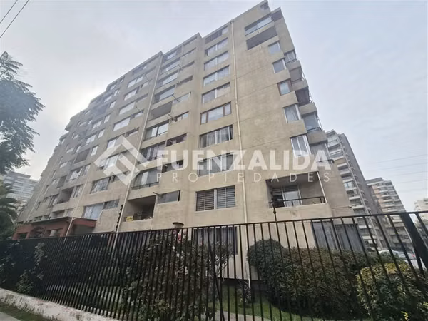 Departamento en arriendo de 2 dorm. en San Miguel