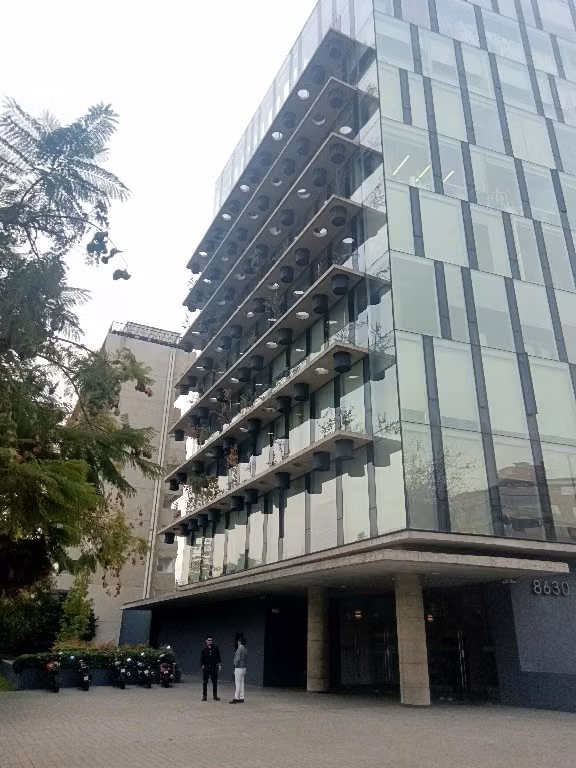 Oficina en venta Las Condes PREMIUM/Opción ESTACIONAMIENTOS