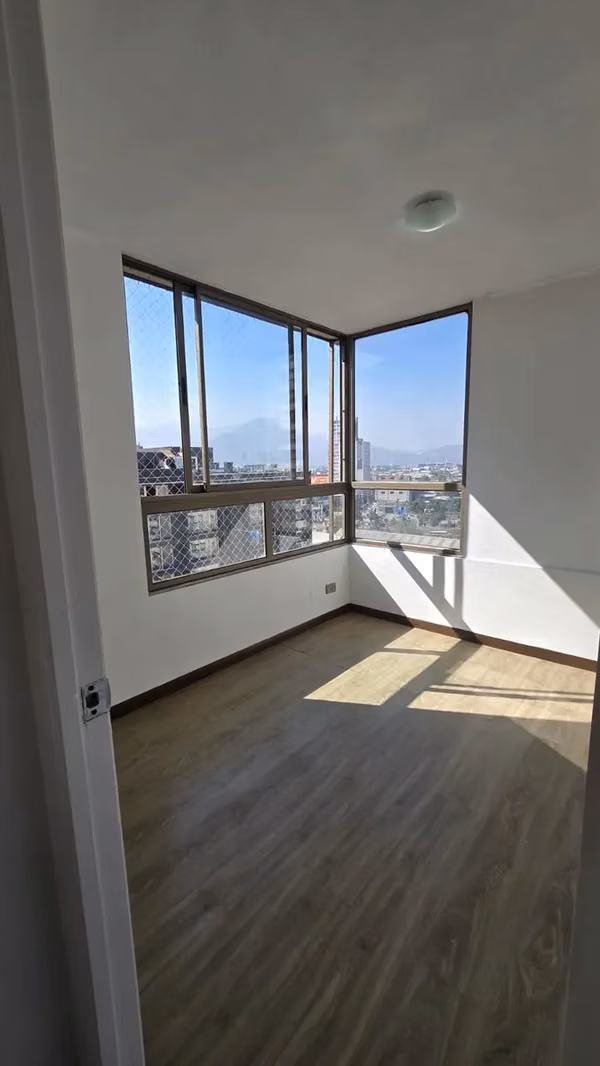 se venden 2 departamentos iguales y vecinos, cada uno 2250uf