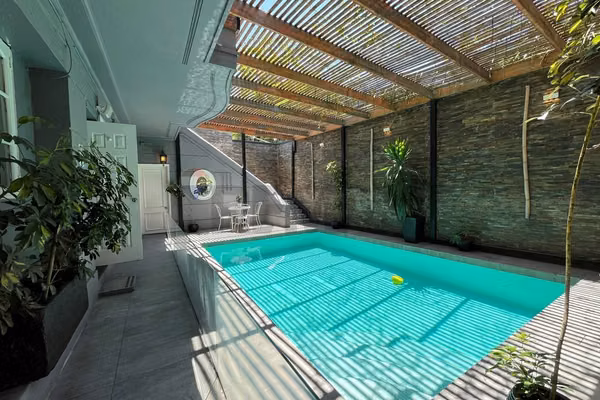 Hotel boutique 26hab+28baños. 1013m2. sta maría.