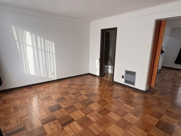Paseo Bulnes - Enorme dormitorio