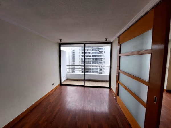 Excelente Arriendo de Departamento