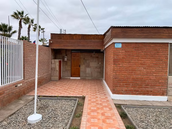 Arriendo casa en Arica Sector Magisterio