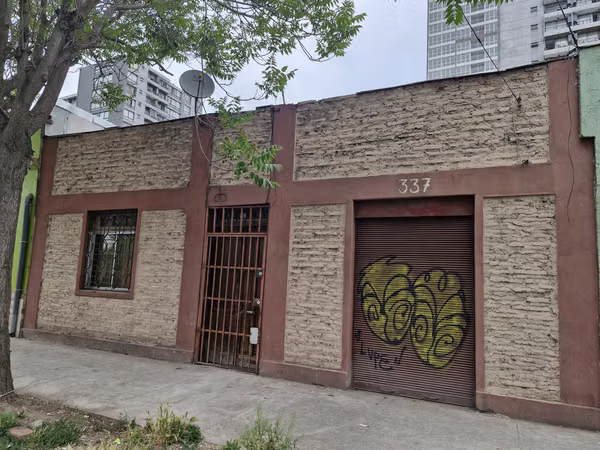 Casa antigua ideal para Inversión 355 metros de terreno a pasos de Alameda