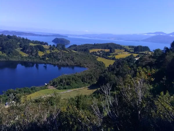 Agrícola En Venta En Lago Ranco - Illa Huapi - 29 Hectáreas